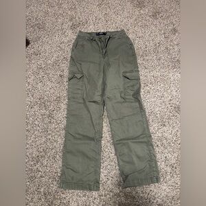 Hollister women's Green Cargo Pants